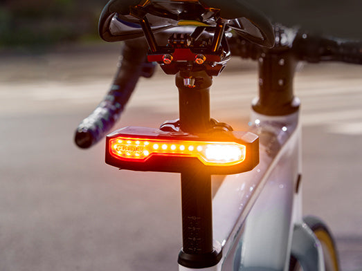 Ravemen NT101 Smart Turn Signal Taillight