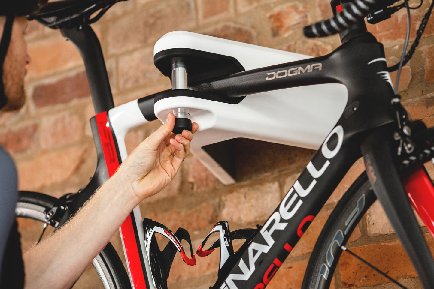 Hiplok AIRLOK Wall Mounted Bike Hanger Black
